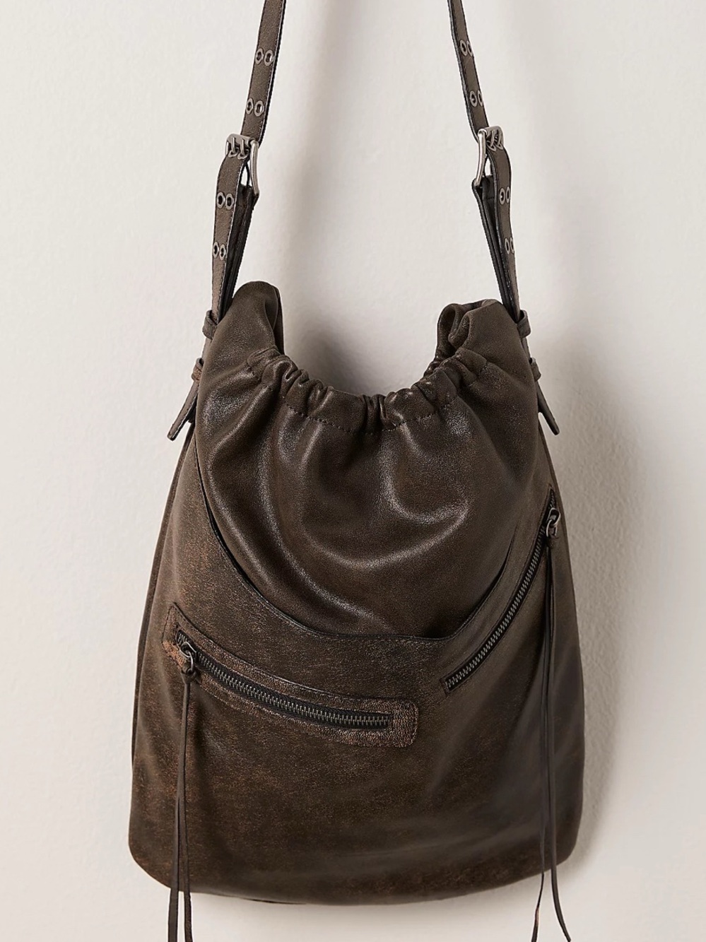 FREE PEOPLE GENUINE LEATHER BUCKET SHOULDER CROSSBODY TYRA BAG